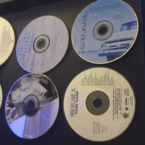 Assorted Music CDs Collection - Picture 2 of 5